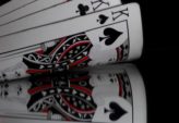 Blackjack Spil: En Dybdegående Gennemgang for Casino- og Spilelskere