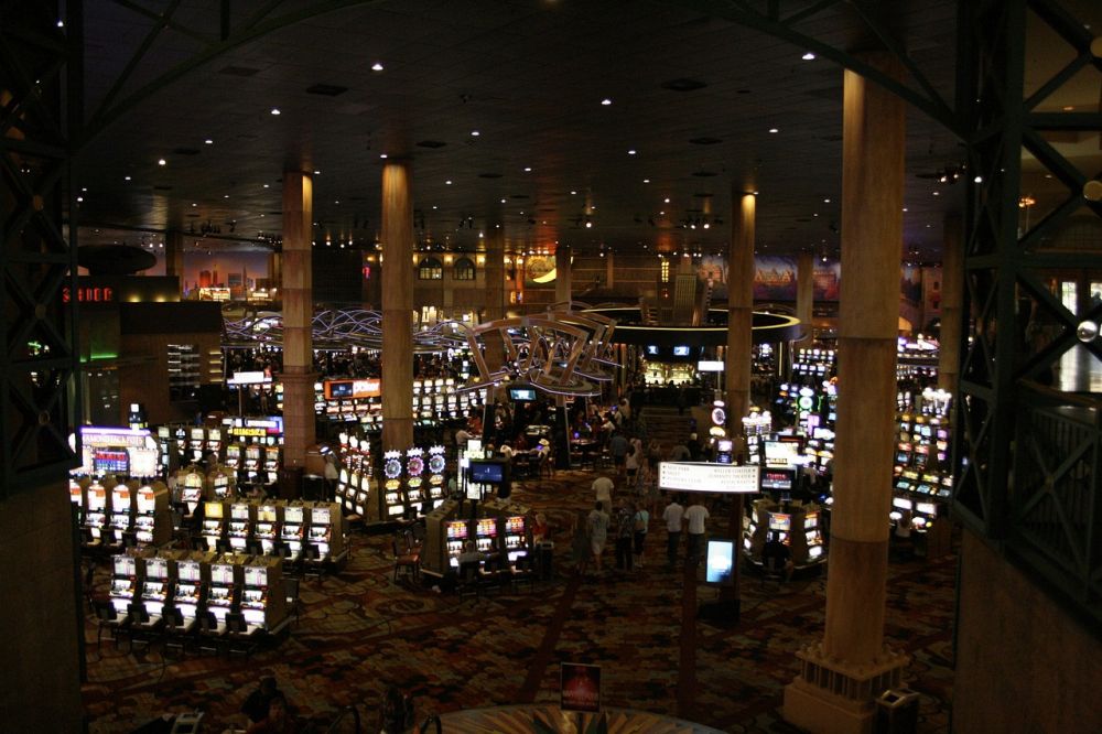 Gratis casino spil: En dybdegående undersøgelse til enhver casinointeresseret spiller